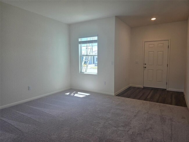 Photo - 121 Blazilmar Ln