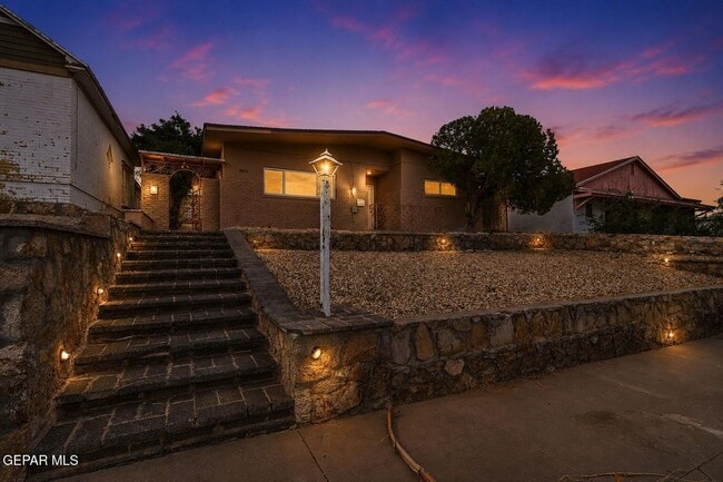 Photo - 2413 Copper Ave