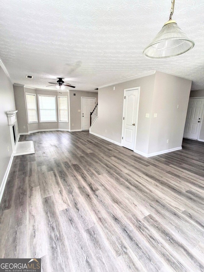 6909 Malvern Ct
