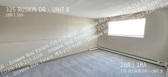 Photo - 335 Ruskin Dr Unit B