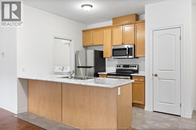 Photo - 1888 Westview 207 Unité 207