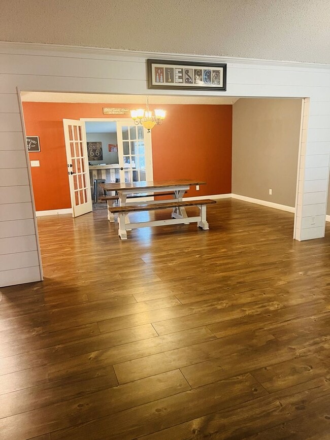 Photo - 14255 Camden Ln