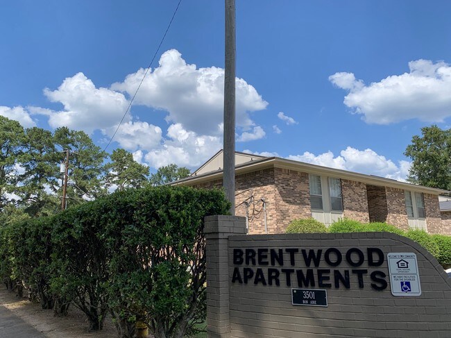 Photo - Brentwood Apartments