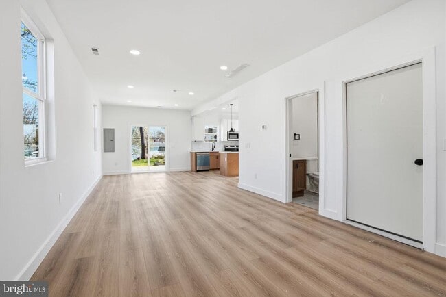 Photo - 101 Idlewild Rd