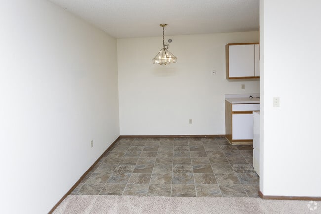 Heritage Crossing Apartments
