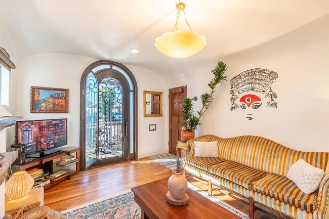 Photo - Charming 2 Bedroom, 2 Bath Spanish Revival...