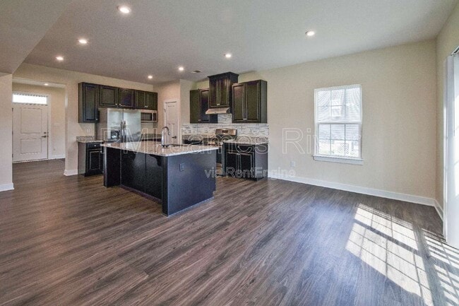 Photo - 8225 Spiral Dr