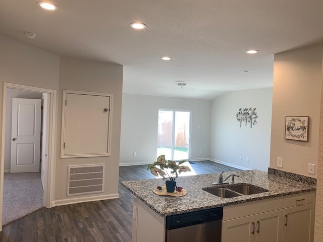 Photo - 107 Bering Dr