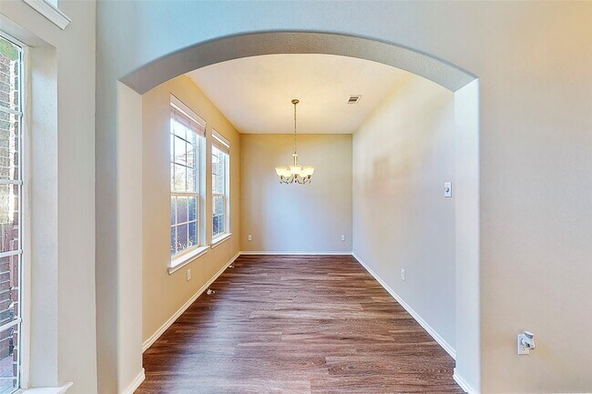 Photo - 8915 Headstall Dr