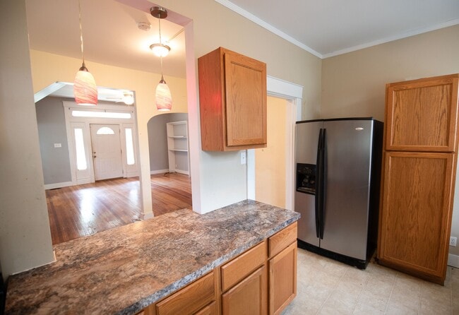 Photo - 805 S Sprigg St