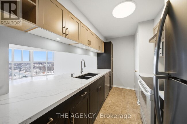 Photo - 90 Dale Ave Unité 803