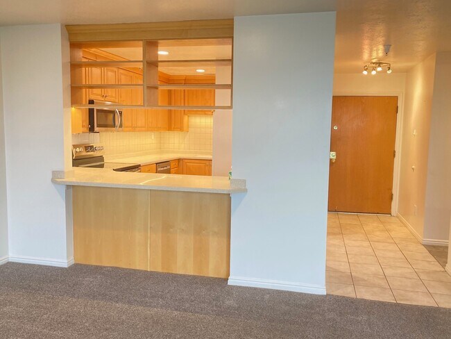 Photo - 560 E S Temple St Unidad Apt 804