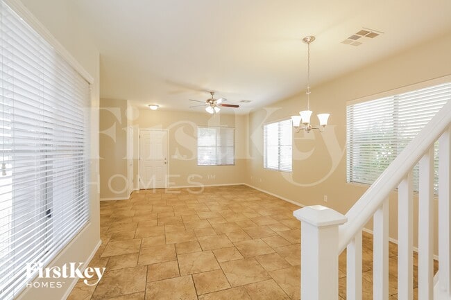 Photo - 1909 S Starling Dr