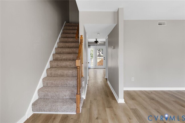 Photo - 2218 Kingsbrook Dr