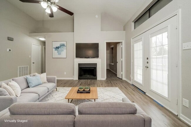 Photo - 1307 Jasmine Dr