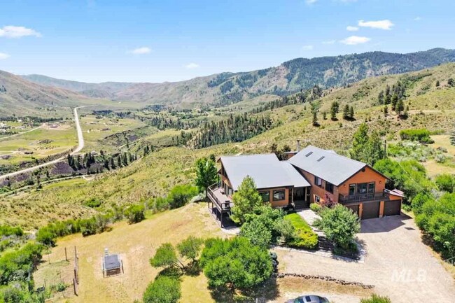 Photo - 7 Whitehawk Cir