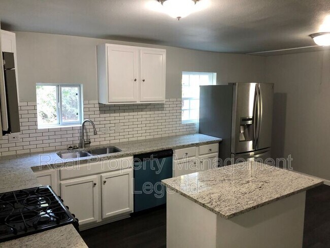 Photo - 502 S Rusk St