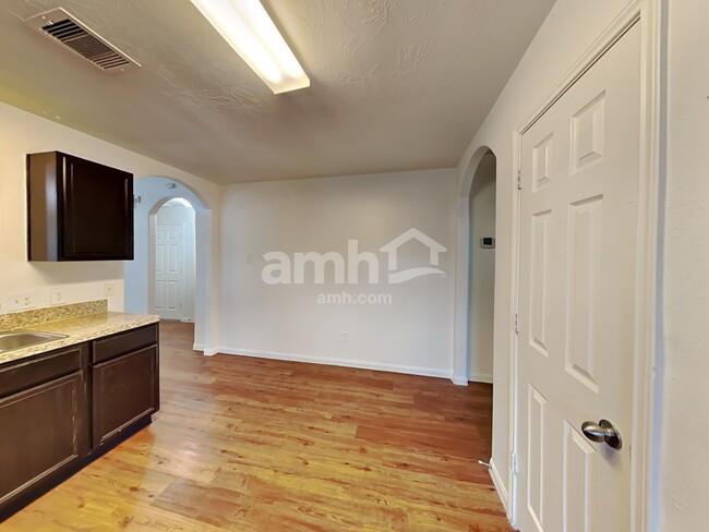 Photo - 15726 Regal Trace Ln