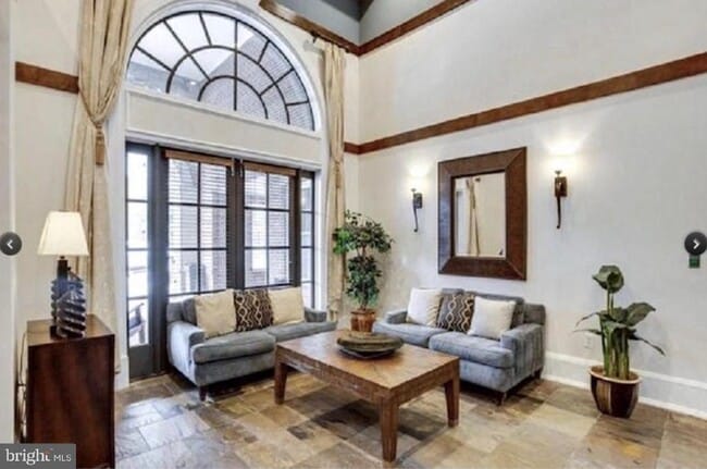 Photo - 2465 Army Navy Dr Unit 1-405