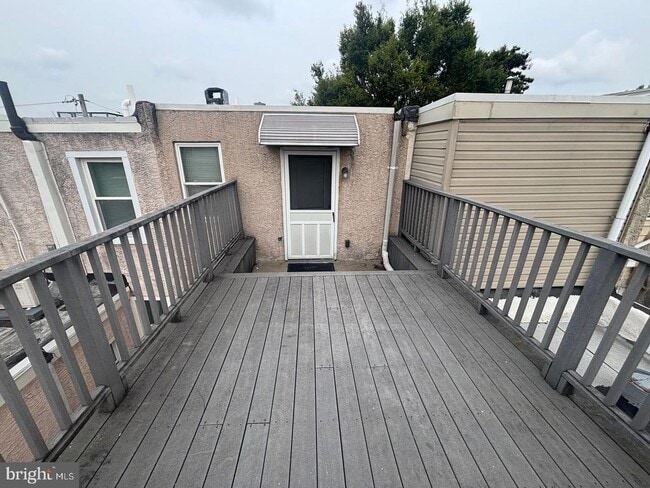 Building Photo - 847 N Uber St Rental