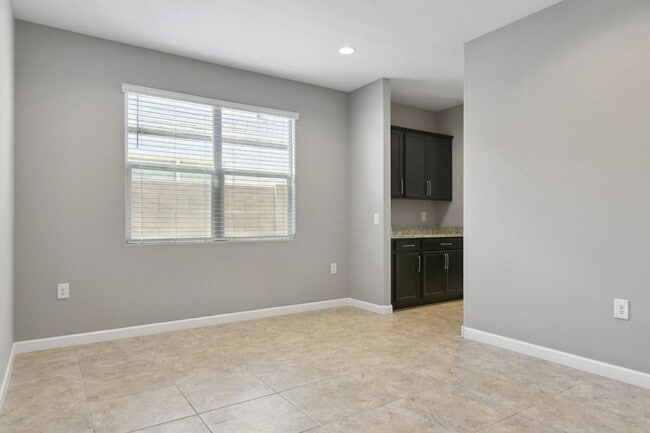 Photo - 29826 W Whitton Ave