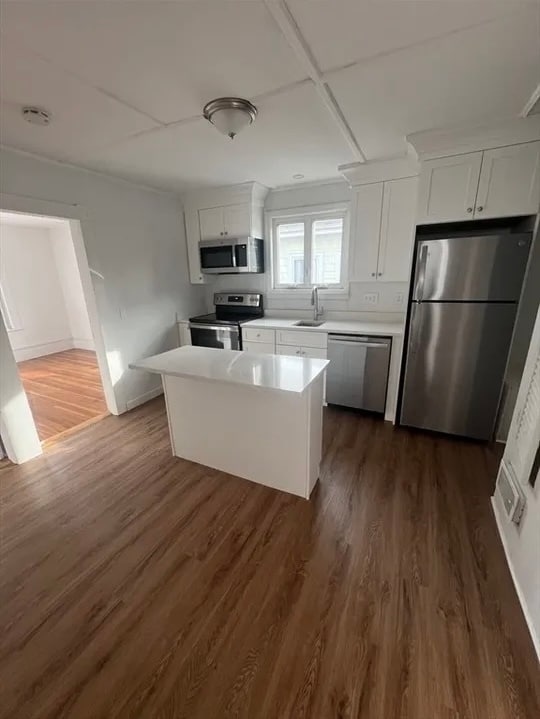 Building Photo - 83 1/2 Summer St Unit 2