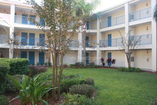 Photo - 7220 Westpointe Blvd Unidad 1416