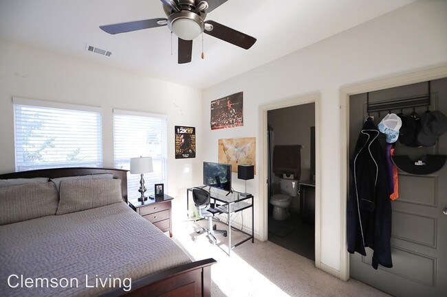 Photo - 106 Calhoun St