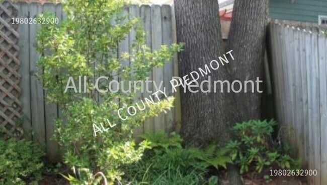Photo - 1544 Pecan Ave