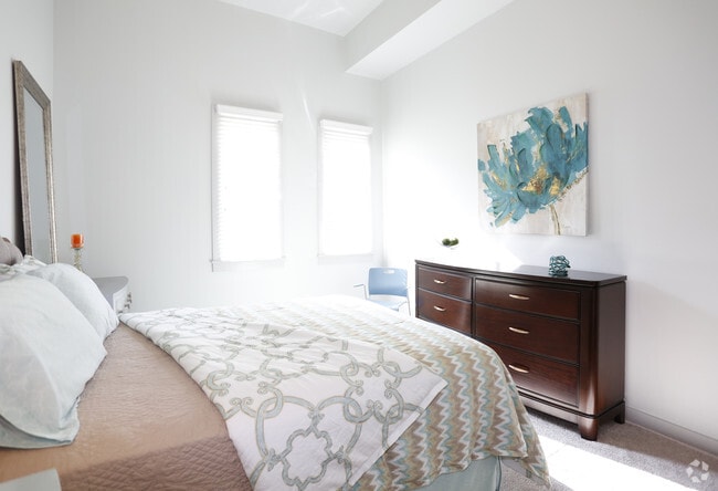 1BR/1BA -673SF