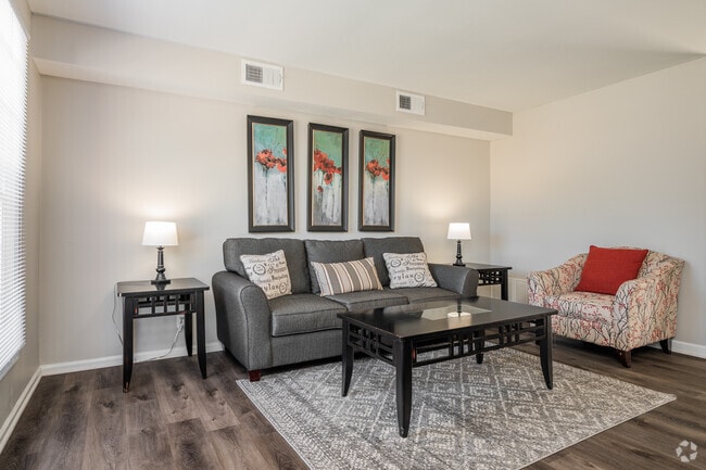 Warson Village Townhomes