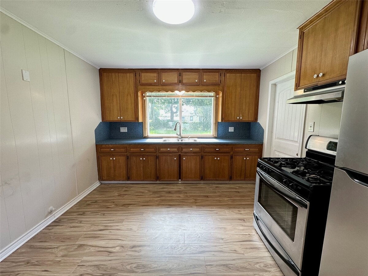 Photo - 6 E Southlawn Ave