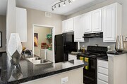 2BR, 2BA - 1,076SF - Kitchen