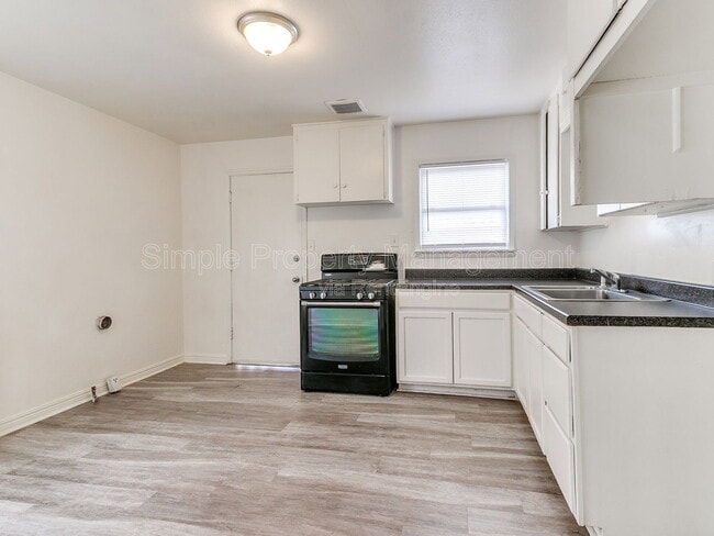 Photo - 538 E Indian Dr