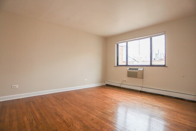 5900 N Winthrop Ave Unit 407
