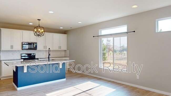 Photo - 9212 Turlough Hts