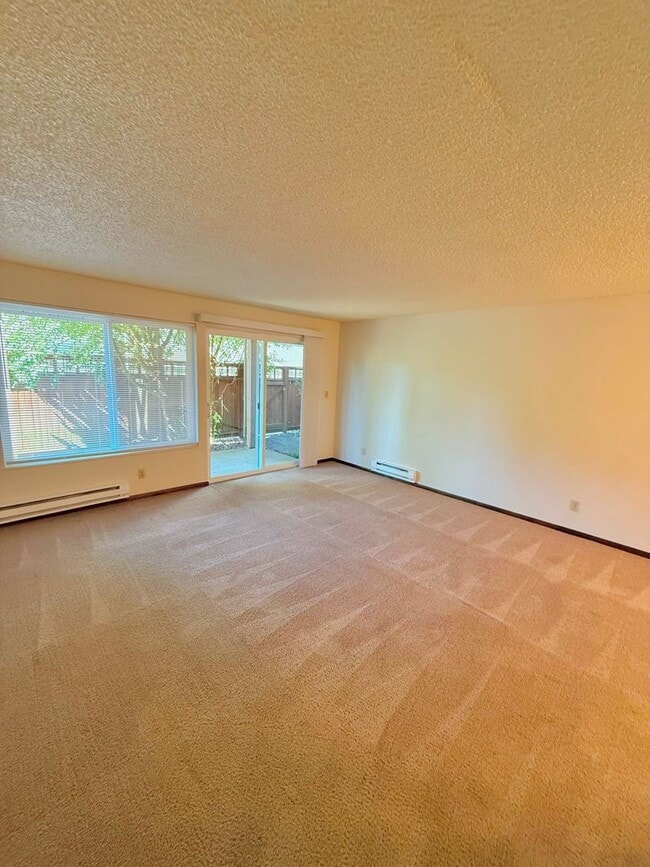 Photo - 18524 Linden Ave N Unit 102