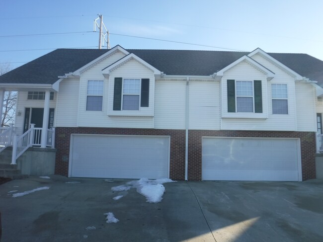 Photo - 4029 Chesapeake Dr Townhome