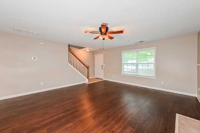 Photo - 854 Langley View Ct