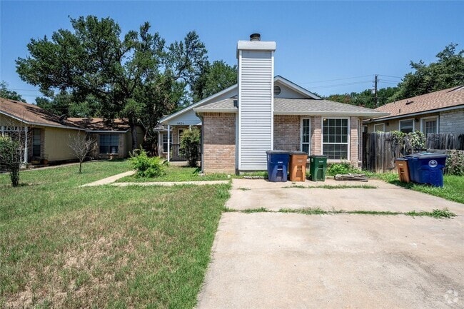 Building Photo - 9626 Sugar Hill Dr Unit B Rental