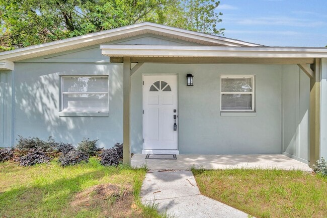 Photo - Charming 3 Bedroom, 2 Bathroom House!