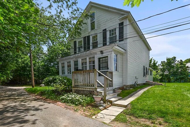 Photo - 3 Webster Ct House