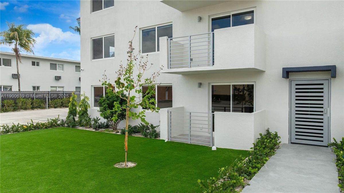 Photo - 13200 NE 7th Ave