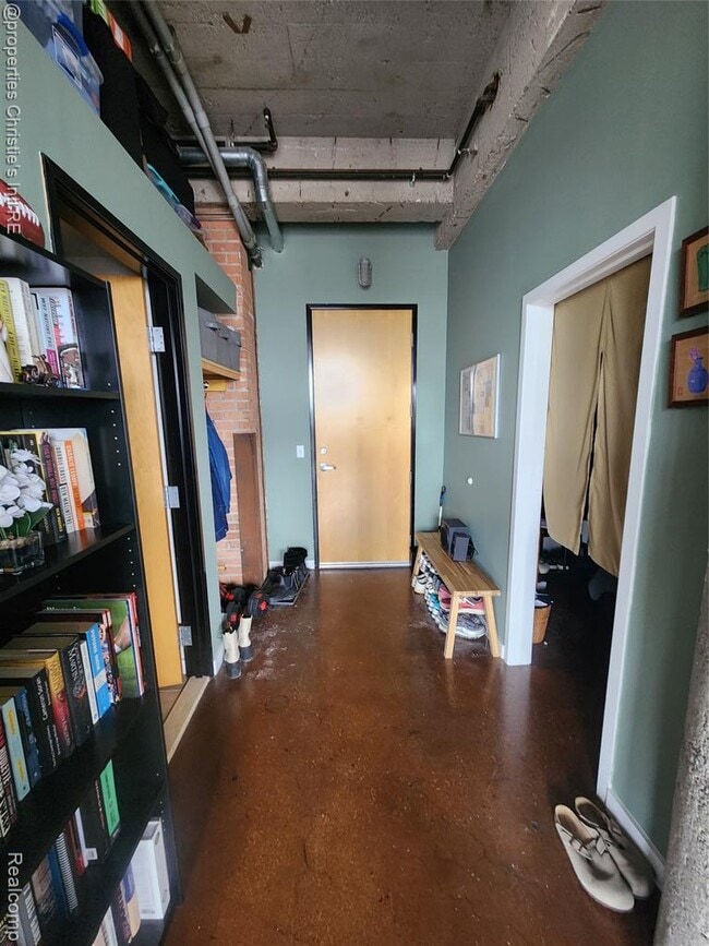 Photo - 55 W Canfield St Unit 204