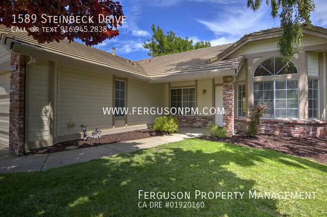 Photo - 1589 Steinbeck Dr