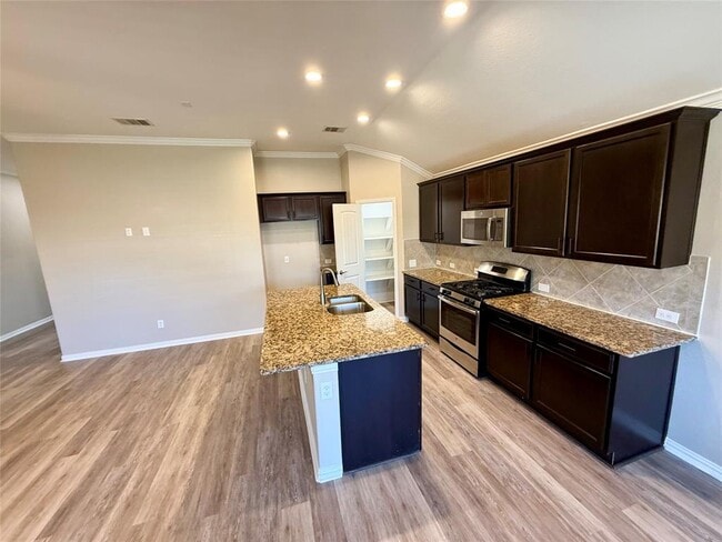 Photo - 4512 Chestnut Meadows Bend