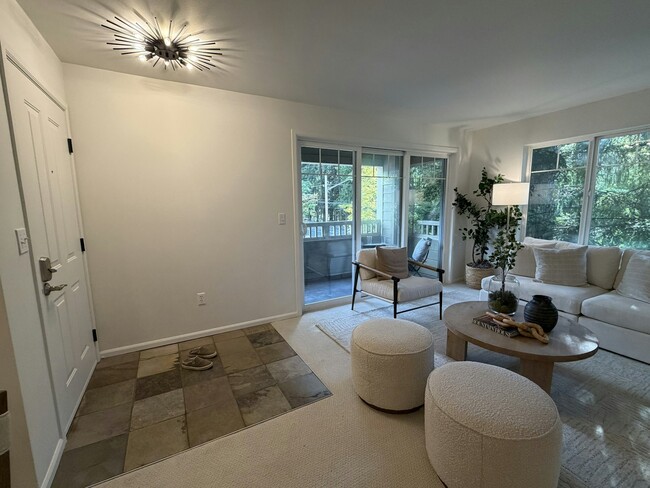 11312 124th Ave NE Unit 201