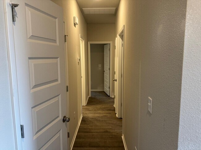 Photo - 6509 NW Vandergriff St