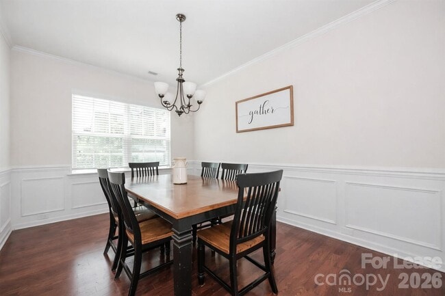 Photo - 10391 Hillsborough St