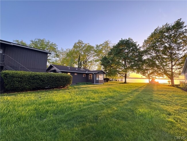 Photo - 155 Burtis Point Rd